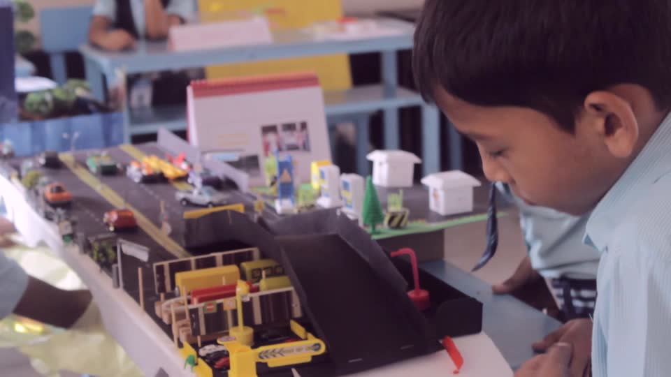 Cyril's road safety model at school
